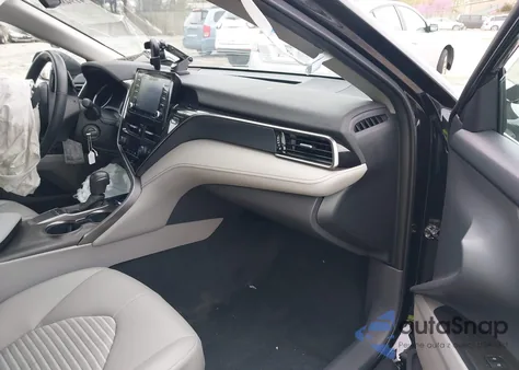 2022 Toyota Camry Se z USA, uszkodzony, nr VIN 4T1G11AK4NU036660